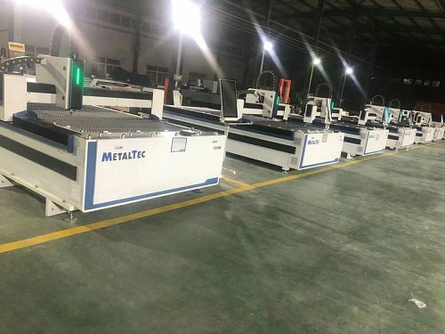 Лазерный станок для резки металла MetalTec 1530B (2000W)