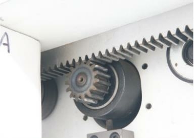 Форматно-раскроечный центр с ЧПУ HOLD HP330L