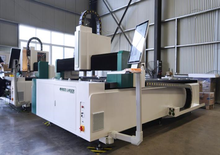 Лазерный станок по металлу OREE LASER FH6015 12000W RAYCUS