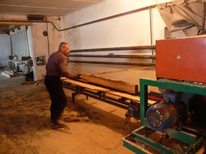 СТАНОК ДЛЯ РАСПИЛОВКИ ТОНКОМЕРНЫХ БРЕВЕН «МАМОНТ»