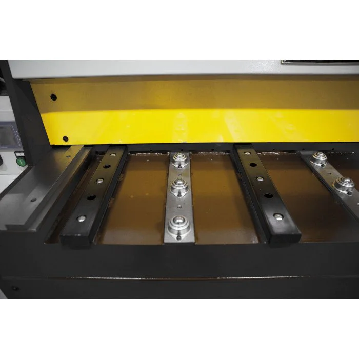 Гильотина электромеханическая STALEX Q11-2х2550NC (386104)