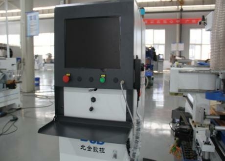 Обрабатывающий центр с ЧПУ BJD-X600 для технологии NESTING