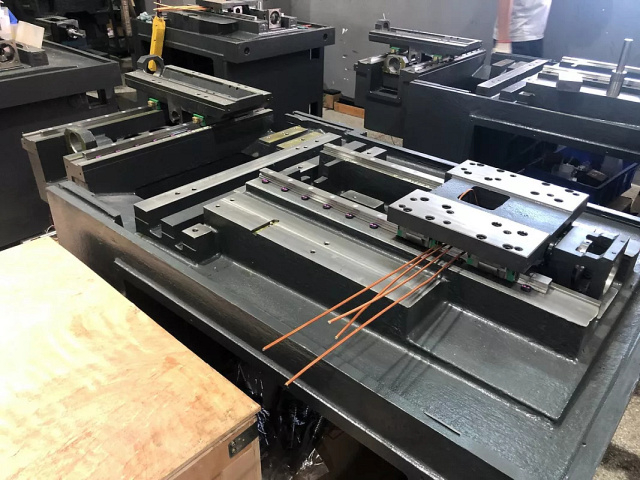 Автомат продольного точения Shute ST-385II