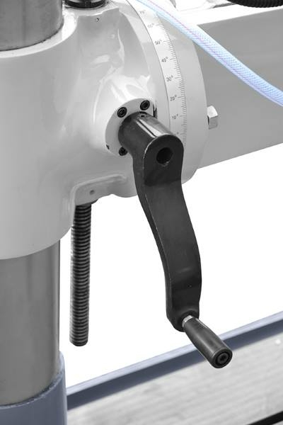 Радиально-сверлильный станок Cormak Z3032