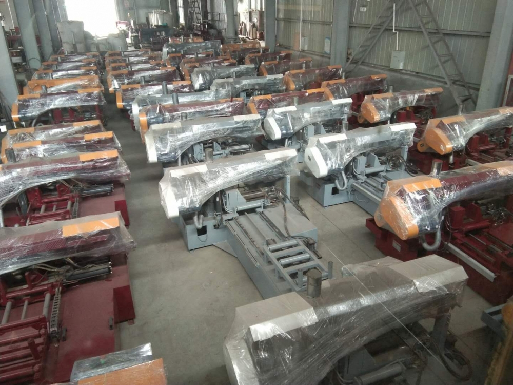 ДВУХКОЛОННЫЙ ЛЕНТОЧНОПИЛЬНЫЙ СТАНОК GB4240