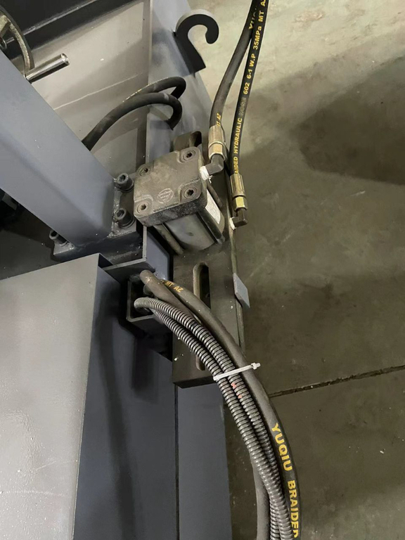 Станок ленточнопильный автоматический REALREZ GZ4232