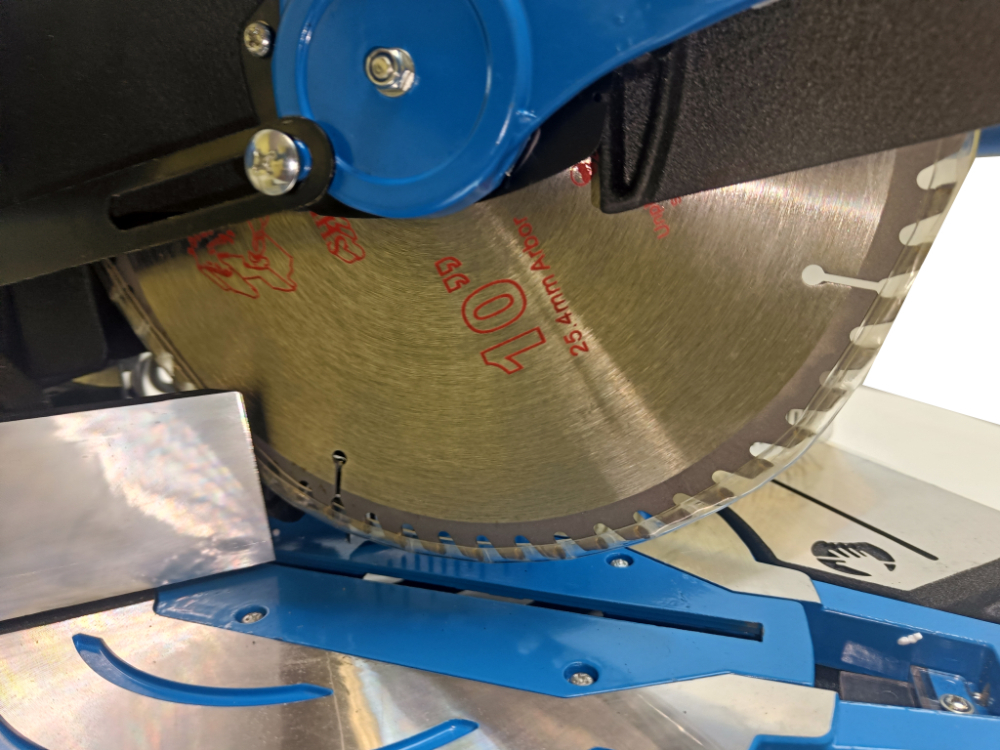 Торцовочная пила REALREZ RMS 255, 1850W