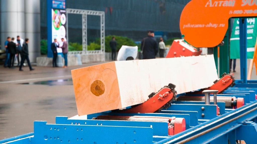 Пилорамы Алтай АГП 900 prof с гидравлической системой оперирования бревном