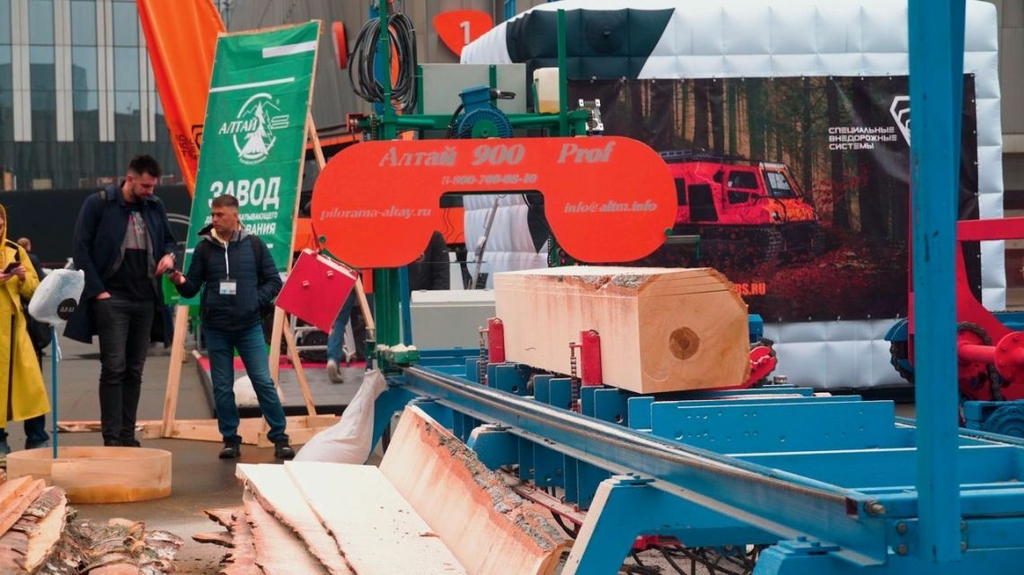 Пилорамы Алтай АГП 900 prof с гидравлической системой оперирования бревном