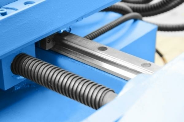 Вертикальный ленточнопильный станок REALREZ V 15/33/50