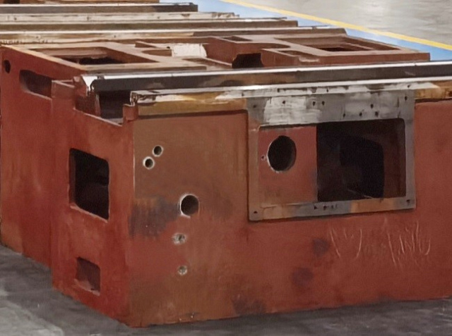 Плоскошлифовальный станок UNIVEQ USG 40100H