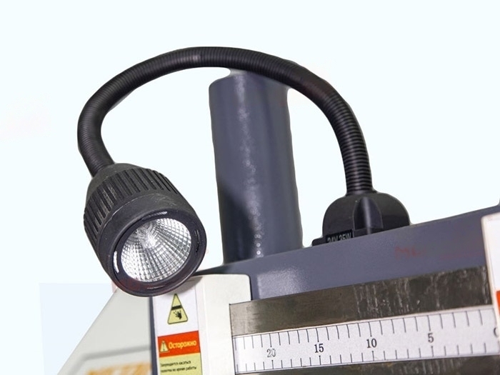 Полуавтоматический двухстоечный ленточнопильный станок G4230