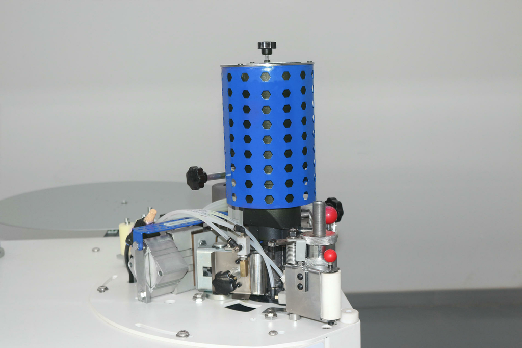 Полуавтоматический кромкооблицовочный станок DELTAMACHINERY DM-1000-3