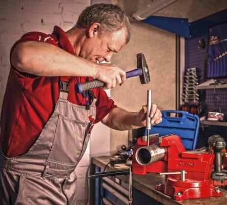 Тиски "Практик" 674