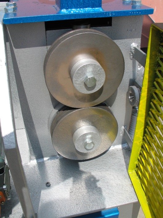 Правильно-отрезной автомат Команд 2/6 (⌀2-6)