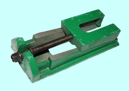 Домкрат механический клиновой (опора) грузопод.  5,5т  300х150х 80мм (М24) тип S83 "TLX"