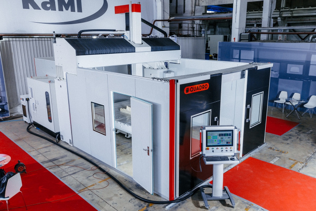 Пятиосевой обрабатывающий центр с ЧПУ QUADRO ONYX SM