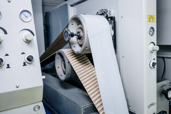 Автоматический плоскошлифовальный станок QcmacSAF1300B-3