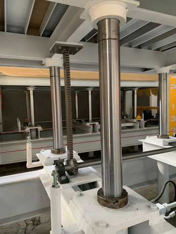 Гидравлический горячий пресс ALBA 1330/1