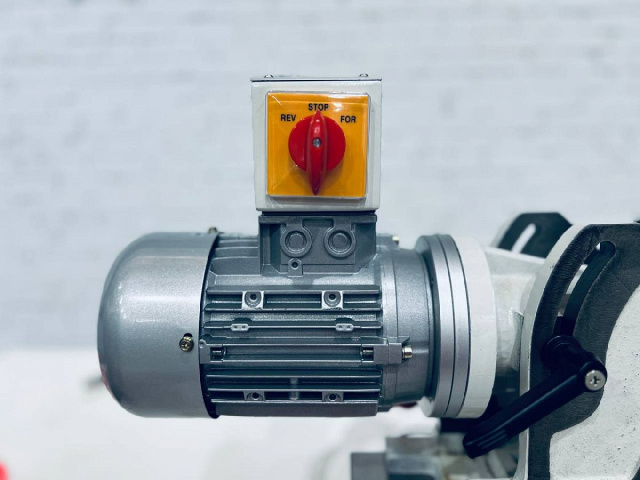 Станок для заточки концевых фрез IRONMAC M 115