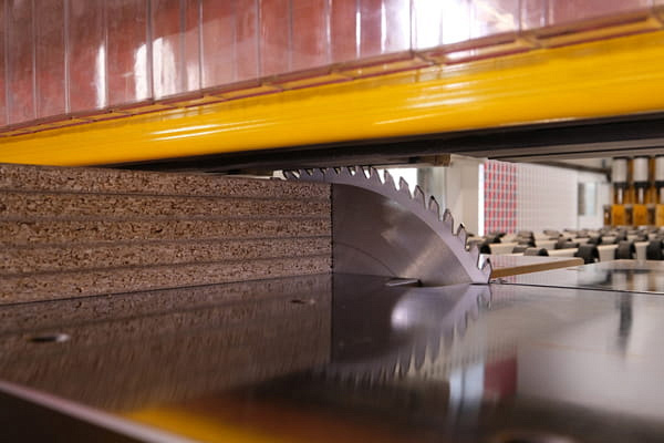 Раскроечный центр Filato NP-330FG