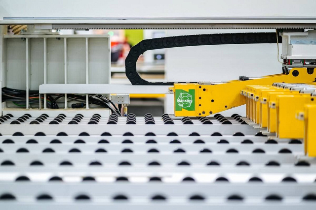 Раскроечный центр Nanxing NPL 440D