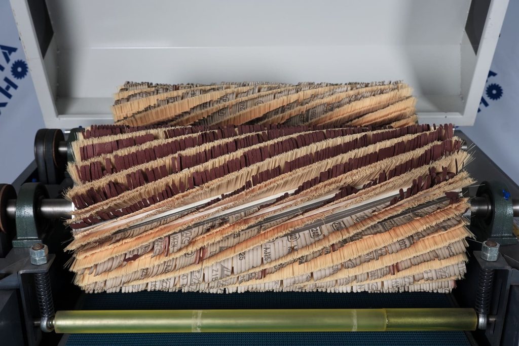 Рельефно-шлифовальный станок DELTAMACHINERY DM-RS630-2