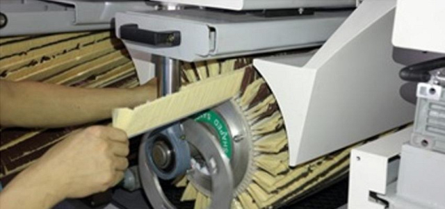 Рельефно-шлифовальные станки EcoWood EXCELLENT 1000 T6B, 1300T6B