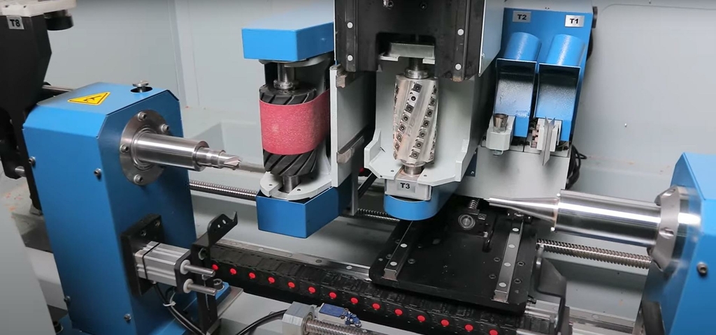 Четырехосевой токарный центр с ЧПУ NESTO 4 AXIS CNC