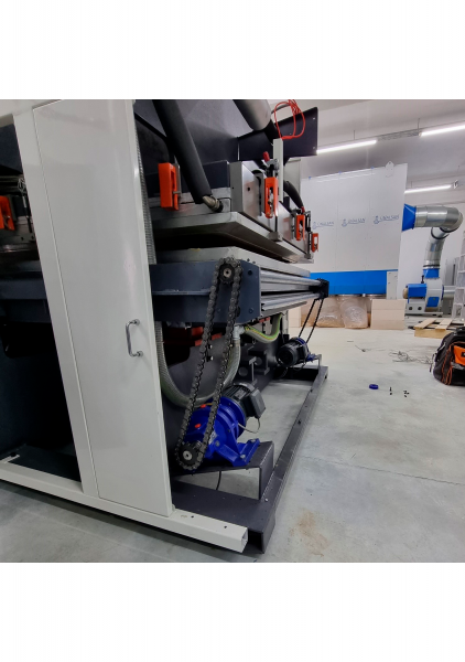 Автоматическая линия мембранно-вакуумного прессования TZM TM 3600 P3