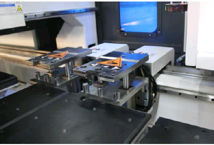 Сверлильно-присадочный станок с ЧПУ BJD LP810L