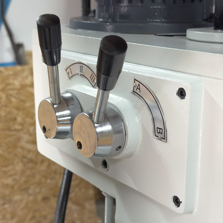 Радиально-сверлильный станок Visprom RV-32V (39000500)