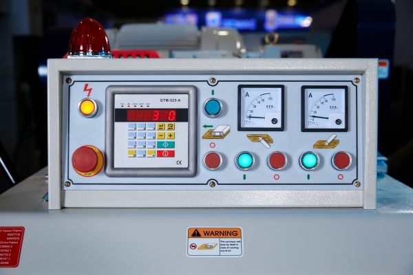 Двухсторонний рейсмусовый станок GT-635ARD