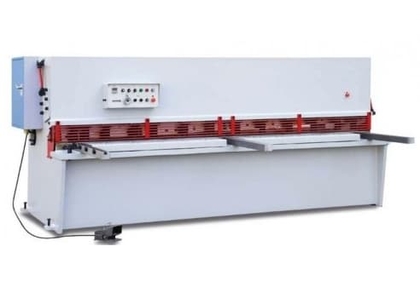 Гидравлические гильотинные ножницы SMD SB 6x3200
