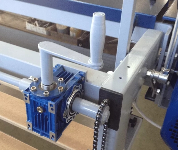 Ленточный плоскошлифовальный станок ШлПС-6РМ