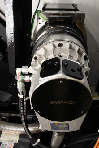 Токарно-фрезерный центр с наклонной станиной KTL 45/450