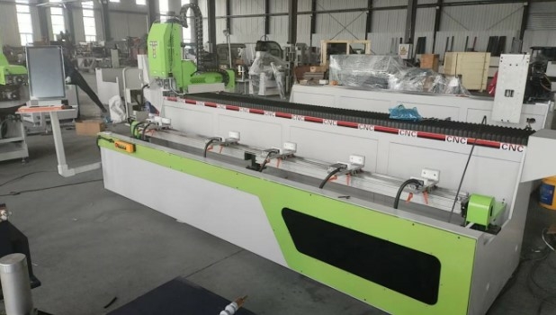 Двухшпиндельный сверлильно-фрезерный станок SKX2-CNC-3000 с ЧПУ