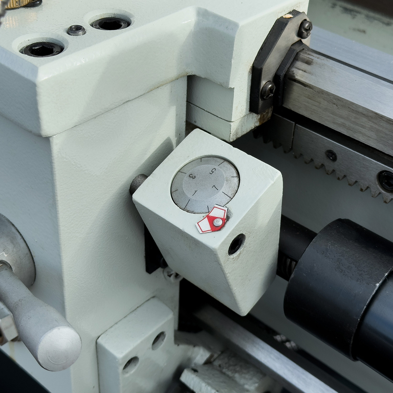 Универсальный токарный станок с УЦИ Proma SPZ-1000