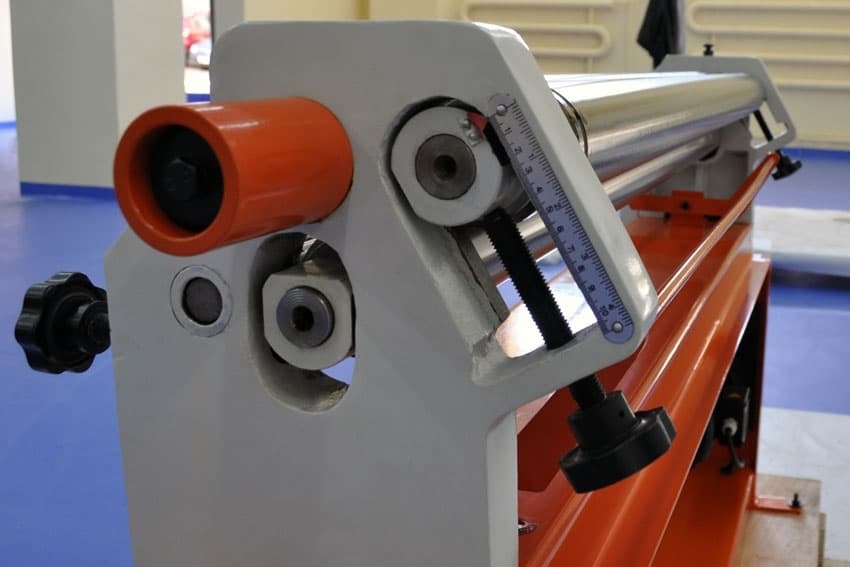 Станок вальцовочный электромеханический Stalex ESR-1550x3.5 (391106)