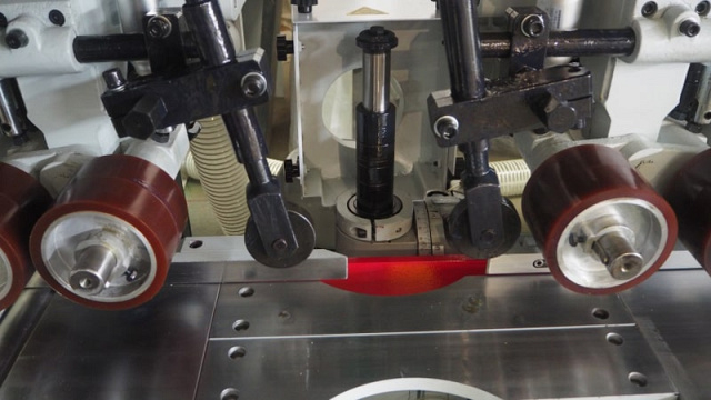 Станок четырехсторонний продольно-фрезерный Beaver 523UI