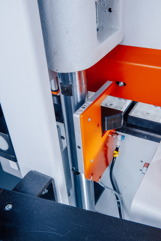 Автоматический кромкооблицовочный станок OSTERMANN 6T2R CNC