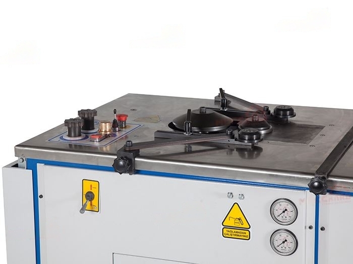 Cтанок для сборки воздуховодов ELBOW MACHINE