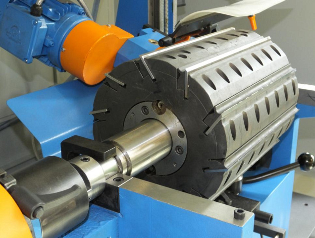 Станок для заточки тяжелых строгальных головок по задней грани LAKFAM ASP-631F G