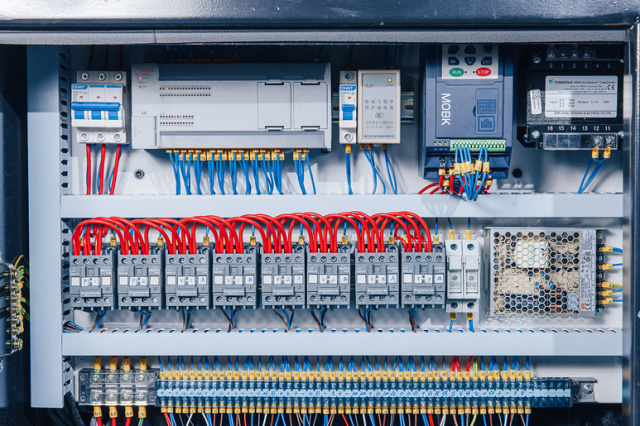 Сверлильно-присадочный станок Filato Optima FL-243B