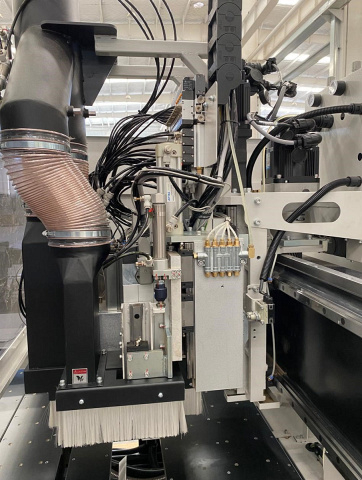 Сверлильно-фрезерный центр с ЧПУ Beaver SWIFT Turbo 1200-2HCA