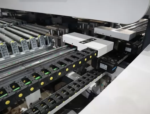 Сверлильно-присадочный станок с ЧПУ HOLD HB62G