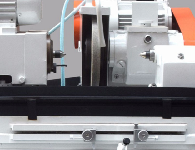 Круглошлифовальный станок для внутренней и наружной шлифовки IRONMAC-M3080B M3080B