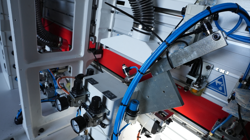 Кромкооблицовочный автоматический станок ALTESA SUPERSET NC 5650RF SERVO