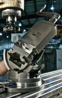 Тиски станочные 3-х осевые, прецизионные TLT/SP-150