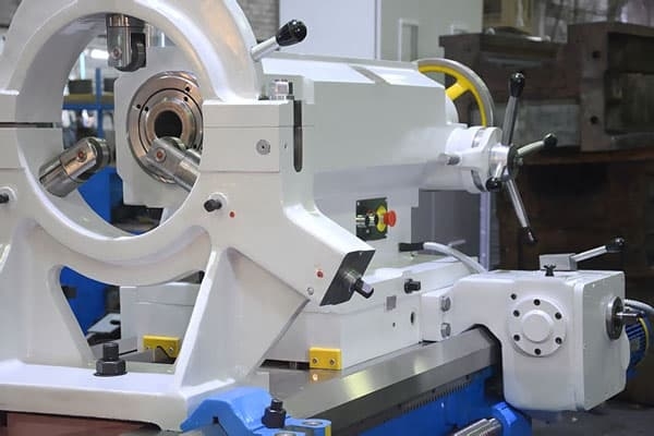 Универсальный токарный станок 1Н65-5/1500, 1М65/1500